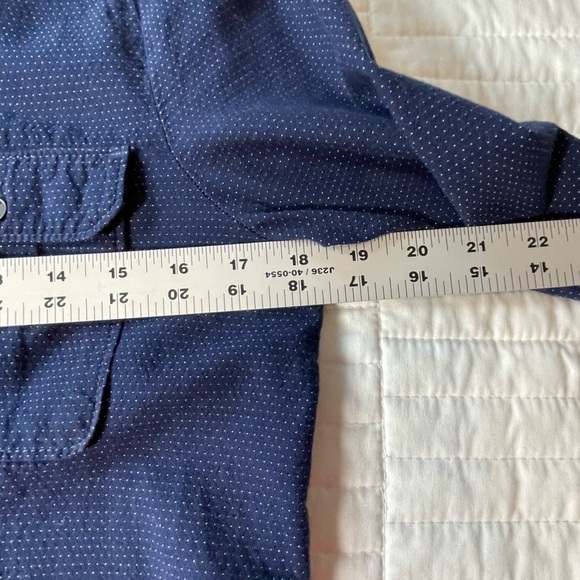 Paige Kadie Shirt In Whisper Dot Womens Sz XS Blue Denim Button Down Long Sleeve - Picture 12 of 13